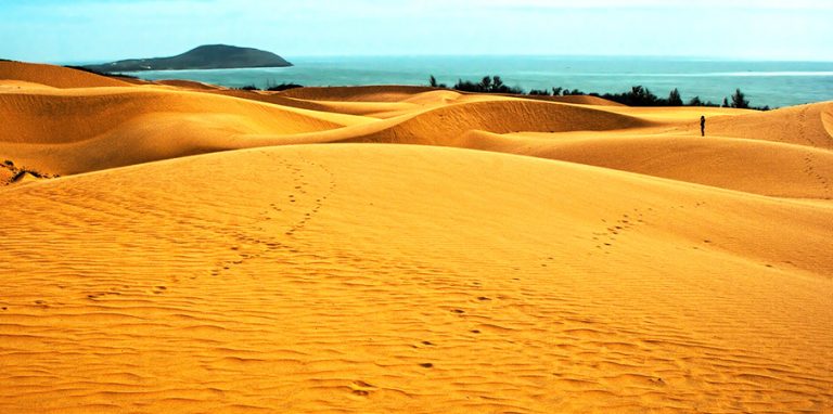 Red sand dunes Vietnam