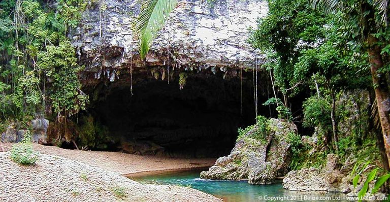 Nohoch Che'en Cave