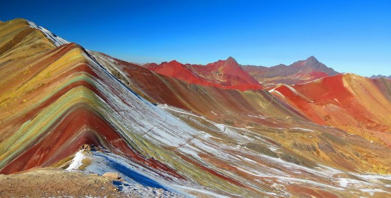Rainbow mountain Peru hike