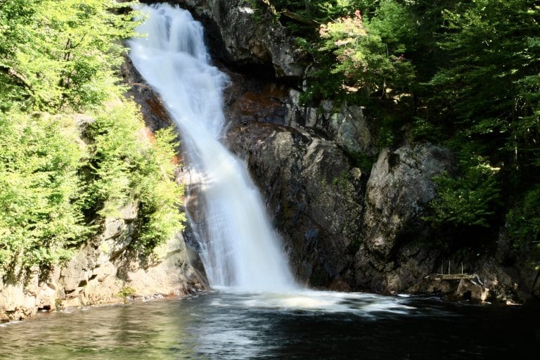 Ouellet waterfalls travel